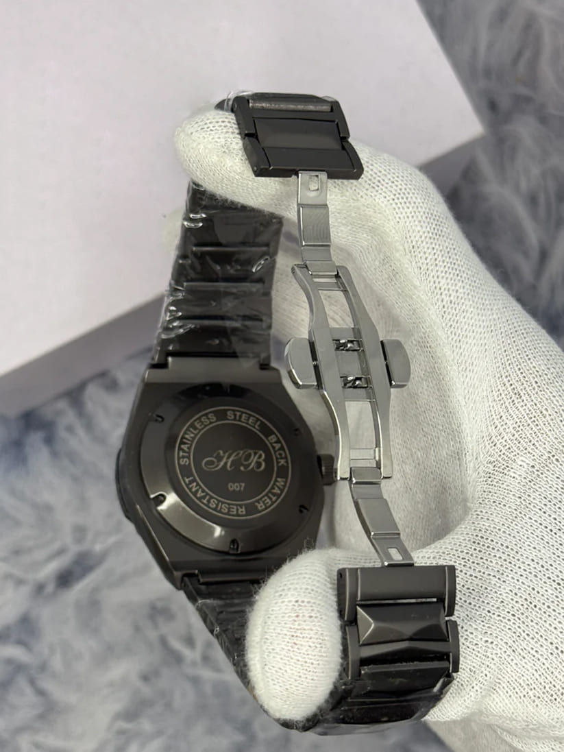 Matte HB Skeleton | Diamond Cut Model | Engraved Chain (Silver)