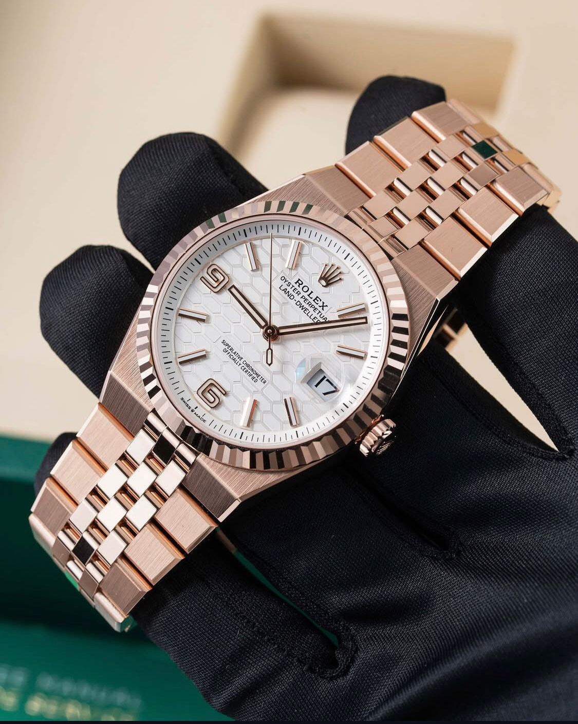 Rolex Land-Dweller 127235 | Rose Gold Flat Jubilee White Dial