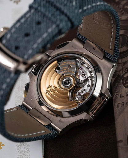 Patek Philippe Nautilus Flyback Chronograph White Gold Blue-Gray Dial 5980/60G