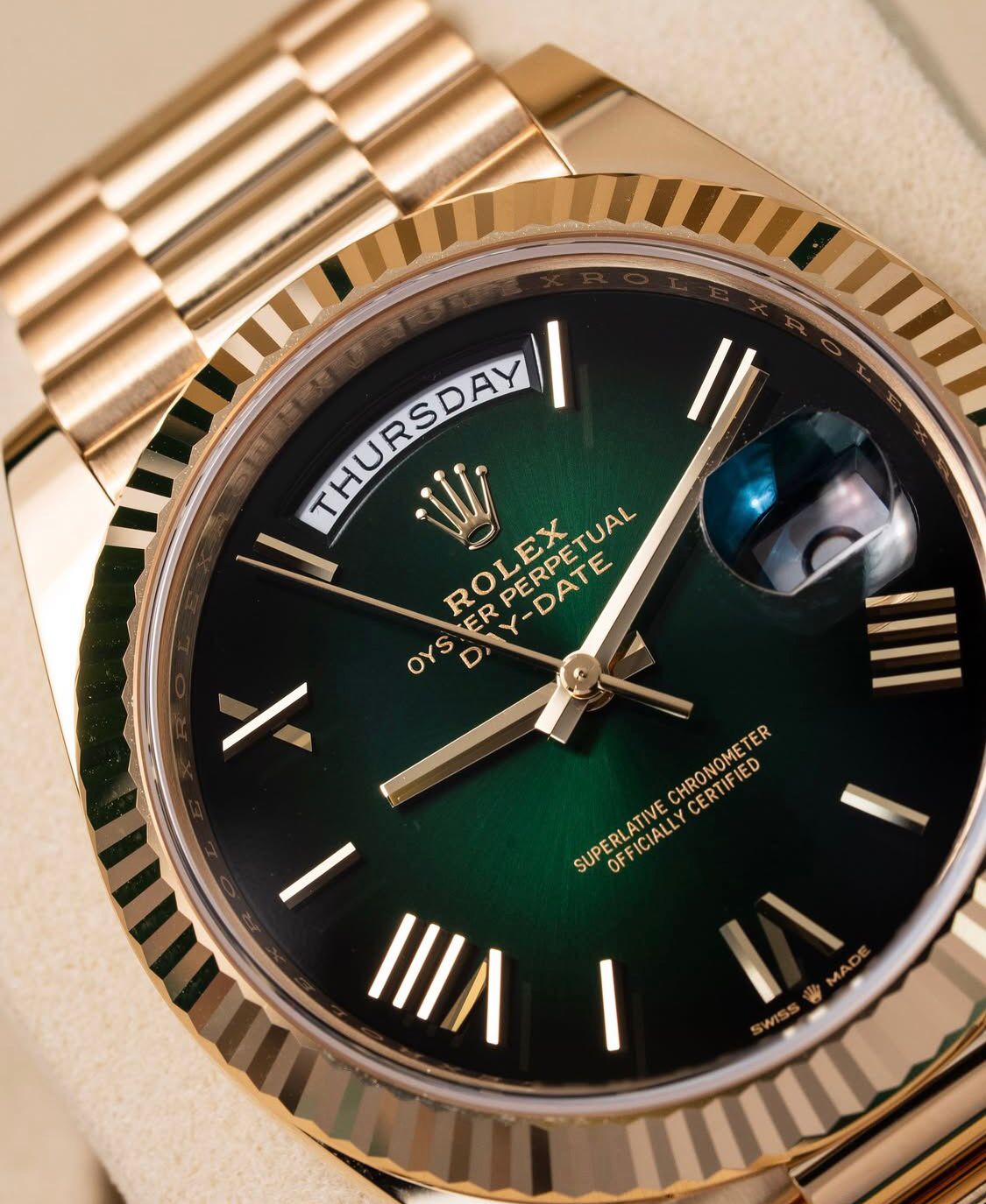 Rolex Day-Date 40 President– Green Roman Dial | 18K Yellow Gold