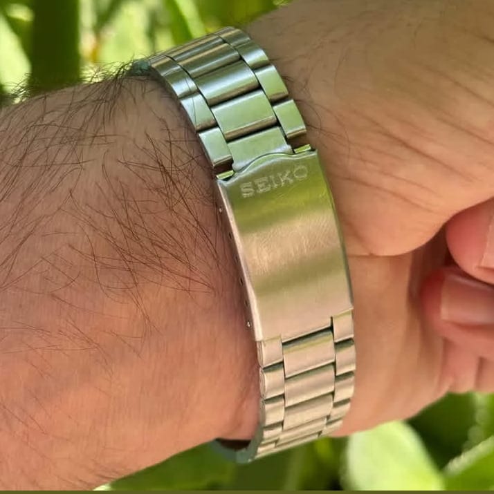 Vintage Seiko 5 Automatic 7009 Salmon Dial 17 Jewel Refurbished WristWatch