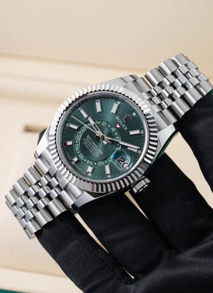 Rolex Sky-Dweller Green Dial watch for Men/Unisex