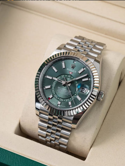 Rolex Sky-Dweller Green Dial watch for Men/Unisex