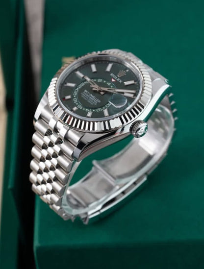 Rolex Sky-Dweller Green Dial watch for Men/Unisex