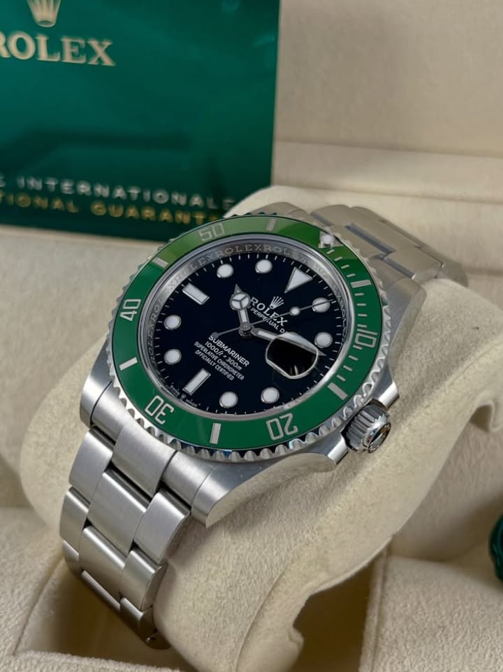 The Rolex Oyster Perpetual Submariner Date in Oystersteel Watch