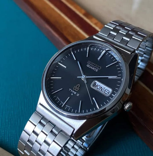 Seiko Quartz Type II Watch 1970s Dark Dial Watch